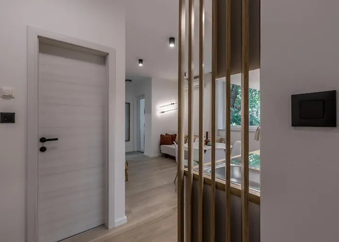 Near Bacvice 아파트 *